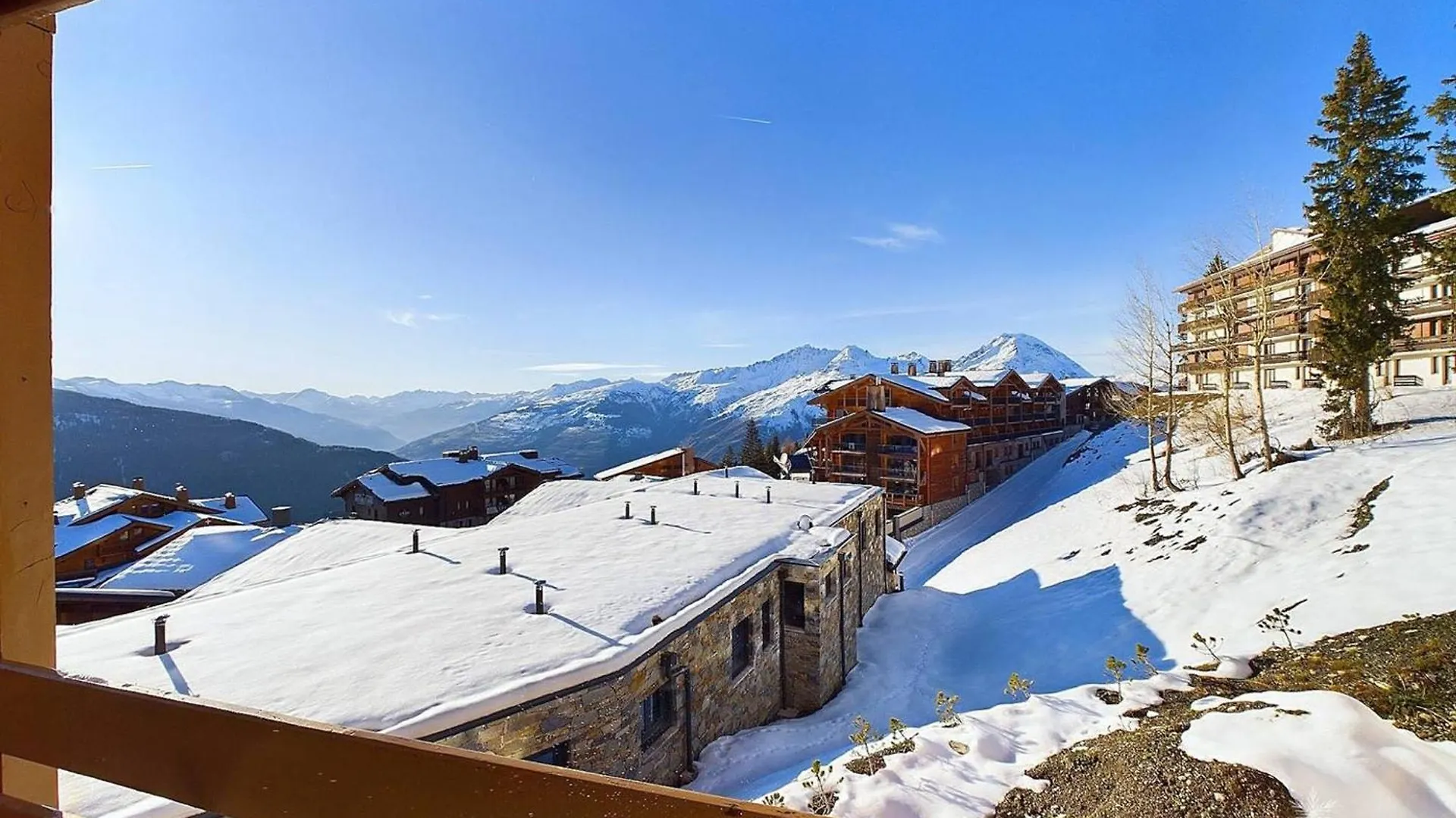 Apartment Charmant 2P Avec Parking, Balcon, Pres Des Pistes Et Commerces A Montvalezan - Fr-1-398-509 La Rosiere